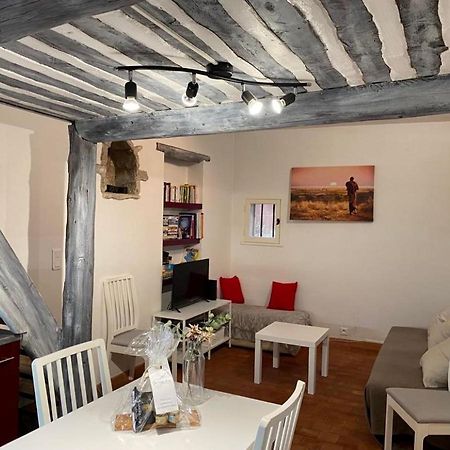 Studio Cosy Dans Le Centre-Ville Historique LʼIsle-sur-la-Sorgue Exterior foto