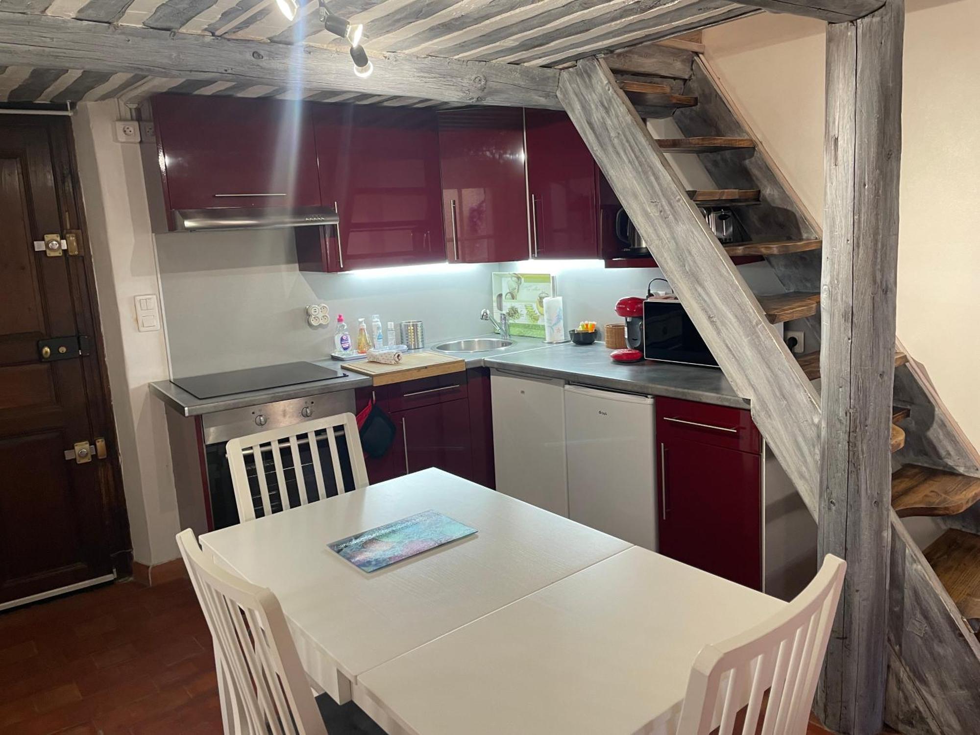 Studio Cosy Dans Le Centre-Ville Historique LʼIsle-sur-la-Sorgue Exterior foto
